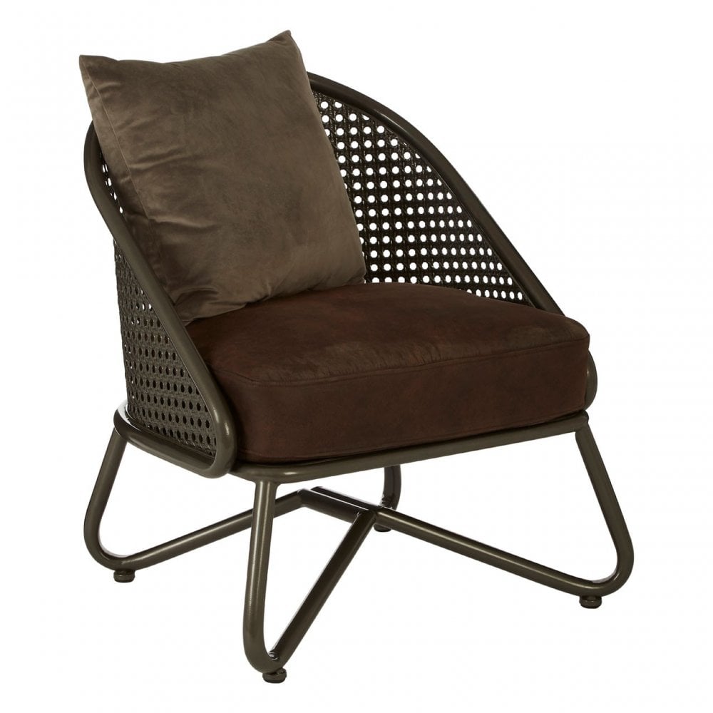 Ranch Foundry Style Chair with Curved Legs, Iron, Sponge, Brown