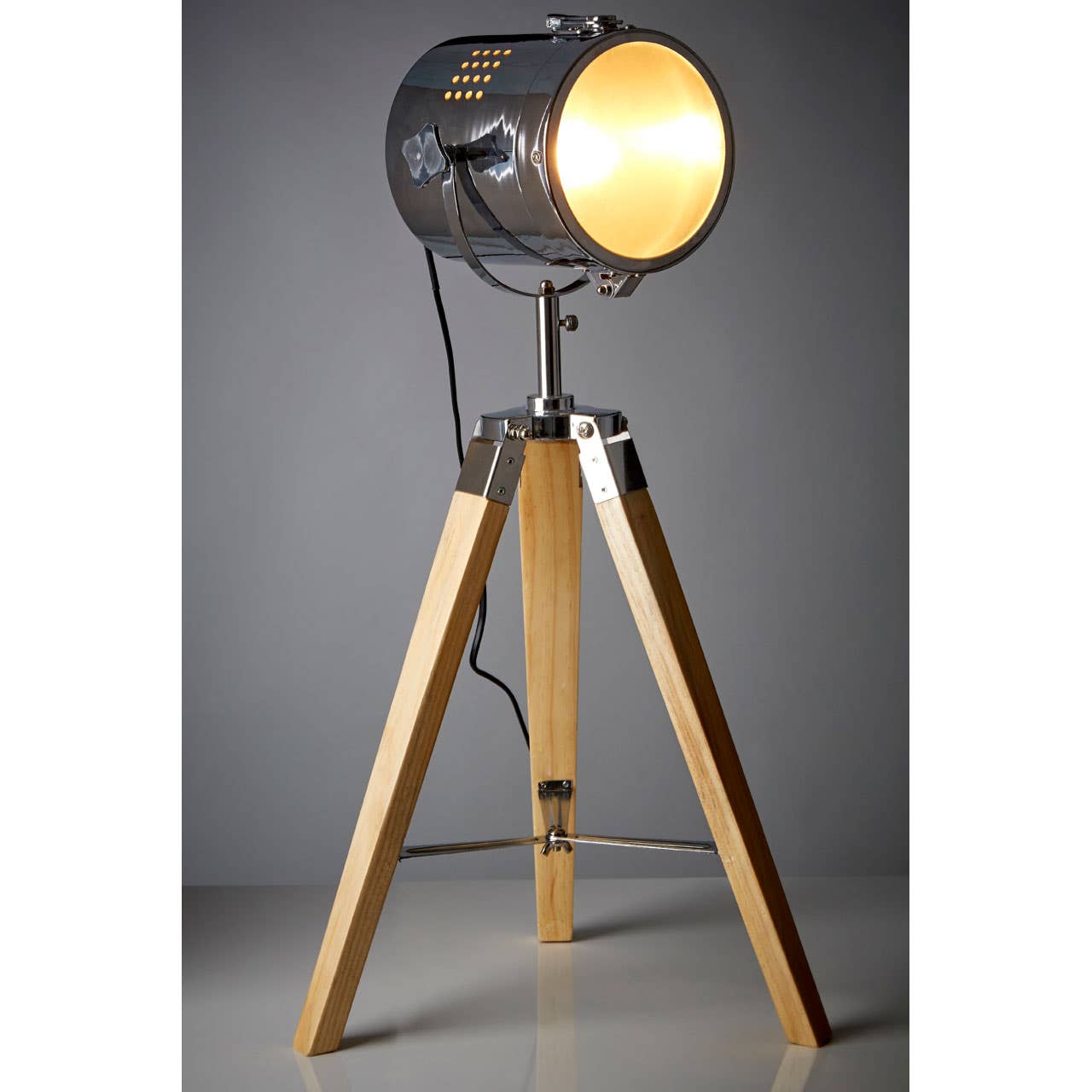 Bray Table Lamp